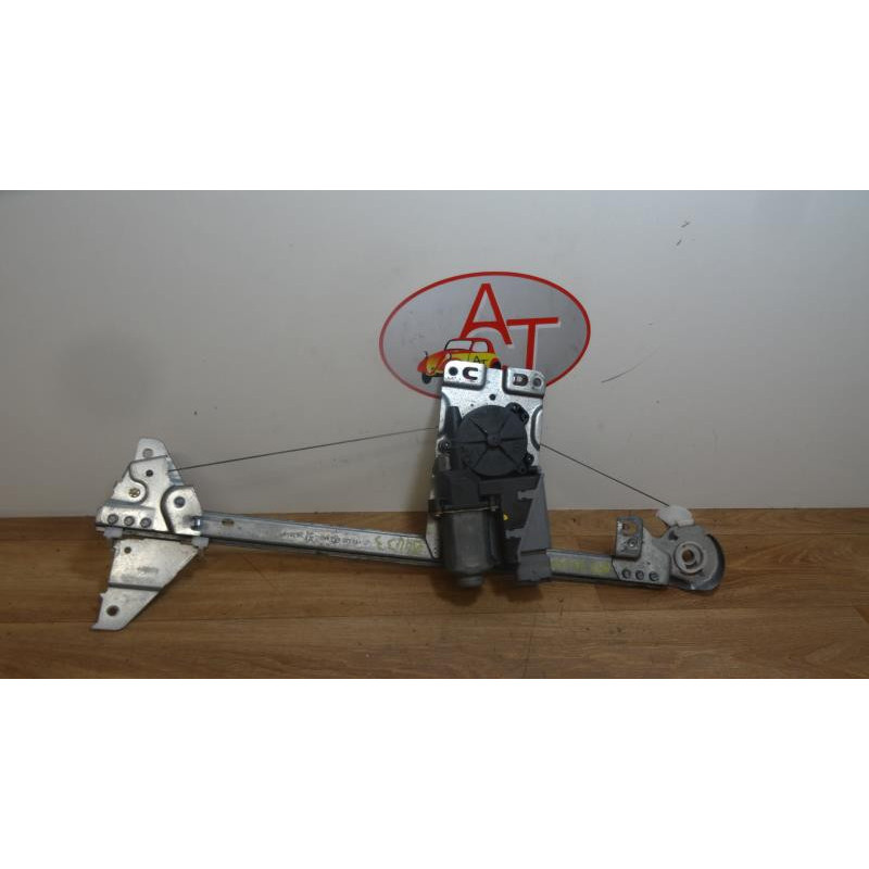 Leve vitre electrique arriere droit PEUGEOT 307 SW d’occasion