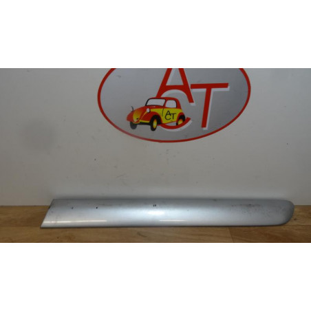 Baguette de porte arriere gauche  VOLKSWAGEN GOLF V d’occasion