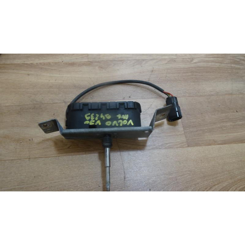 Mot. essuie glace phare avant gauche VOLVO V70 I PHASE 2 d’occasion