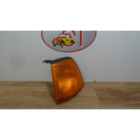 Optique avant secondaire gauche (feux)(clignotant) AUDI 80 (B4) d’occasion