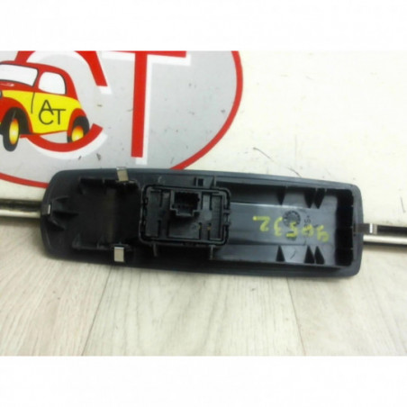 Interrupteur de leve vitre avant droit RENAULT MEGANE III PHASE 1 d’occasion