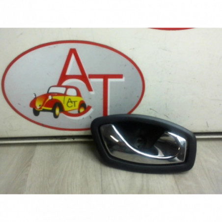 Poignee interieur arriere droit RENAULT CLIO IV IV DCI d’occasion