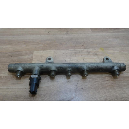Rampe injection RENAULT SCENIC I PHASE 2 d’occasion