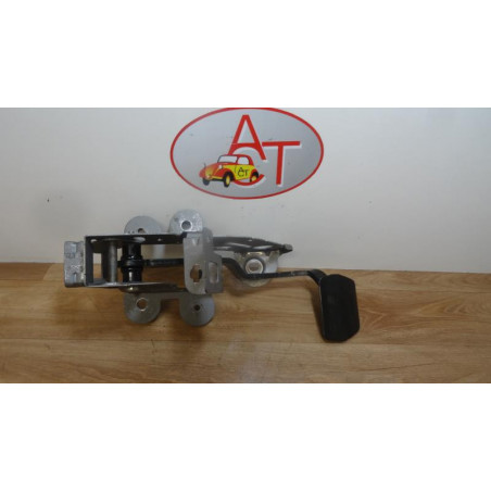 Pedalier de frein RENAULT MEGANE IV d’occasion