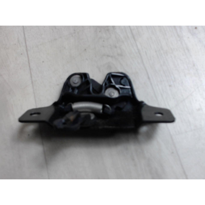 Serrure de capot PEUGEOT 406 PHASE 2 d’occasion