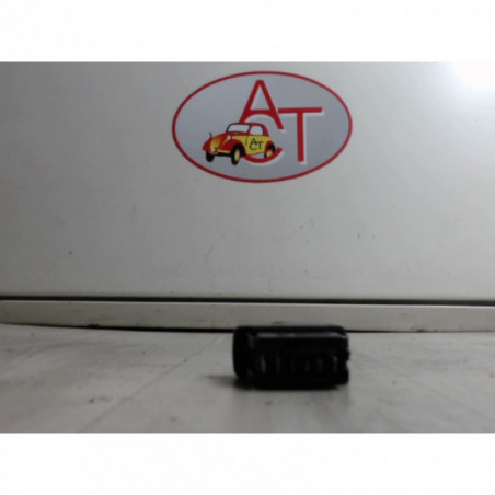 Interrupteur de leve vitre avant droit RENAULT  d’occasion