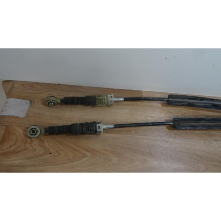 Cable levier de vitesses RENAULT  d’occasion
