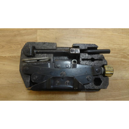 Cric (Ensemble depannage) RENAULT LAGUNA I PHASE 2 d’occasion
