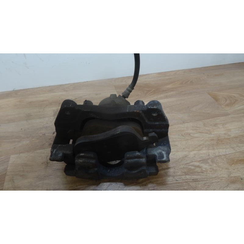 Etrier avant droit (freinage) RENAULT  d’occasion