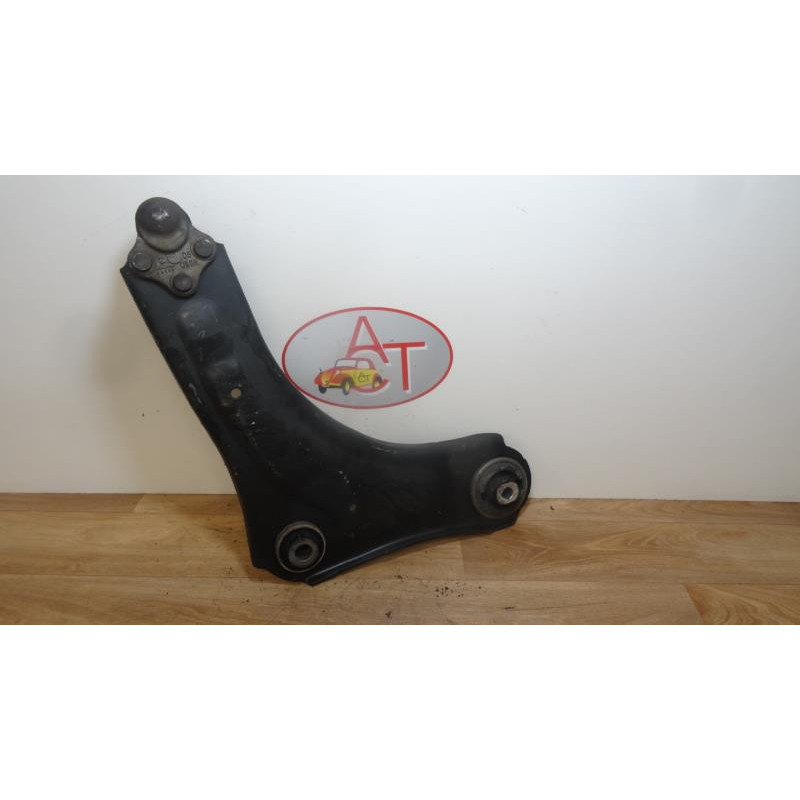 Triangle avant gauche RENAULT  d’occasion