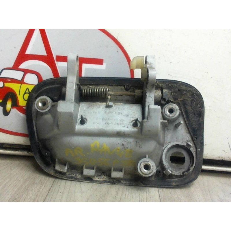 Poignee porte coffre TOYOTA RAV 4 II PHASE 1 d’occasion