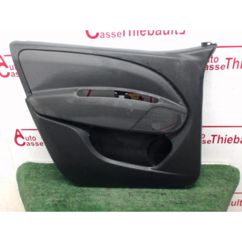 Panneau de porte avant gauche FIAT DOBLO II d’occasion