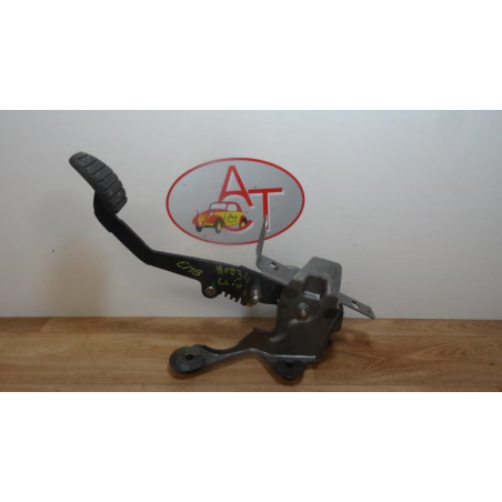 Pedalier d'embrayage RENAULT CLIO IV d’occasion