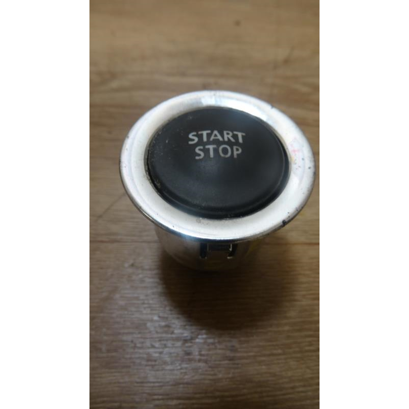 Bouton/Interrupteur RENAULT  d’occasion