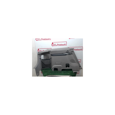 Garniture laterale arriere gauche MITSUBISHI GRANDIS d’occasion