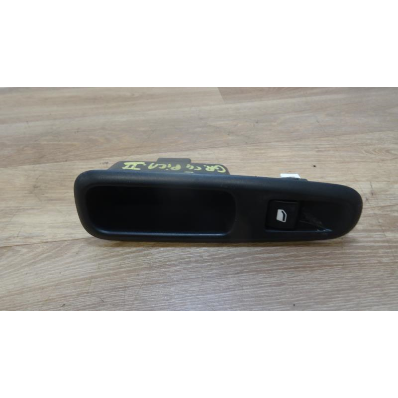 Interrupteur de leve vitre arriere droit CITROEN C4 PICASSO II d’occasion