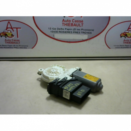 Mot. leve vitre arriere droit VOLKSWAGEN GOLF IV d’occasion