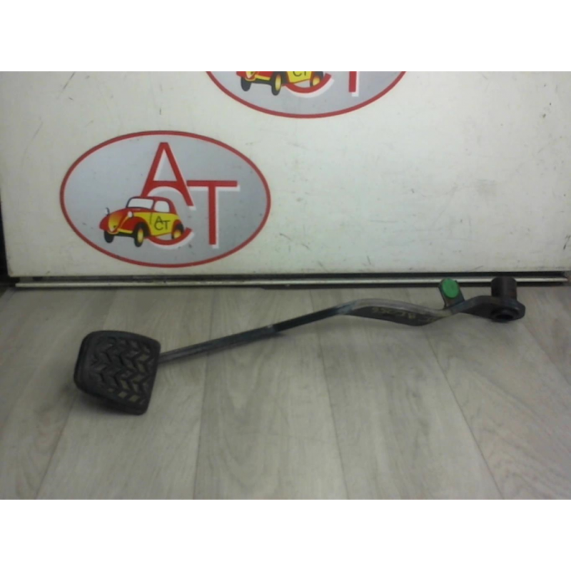 Pedalier de frein TOYOTA RAV 4 II PHASE 1 d’occasion