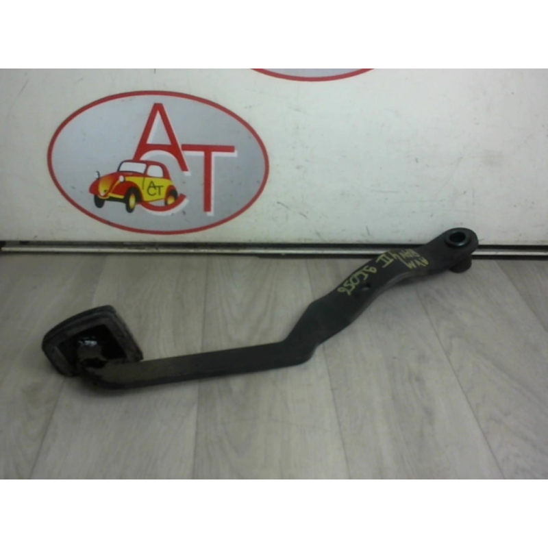 Pedalier de frein TOYOTA RAV 4 II PHASE 1 d’occasion