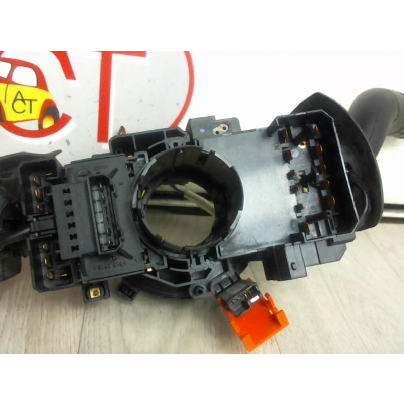 Com (Bloc Contacteur Tournant+Commodo Essuie Glace+Commodo Phare) VOLKSWAGEN FOX d’occasion