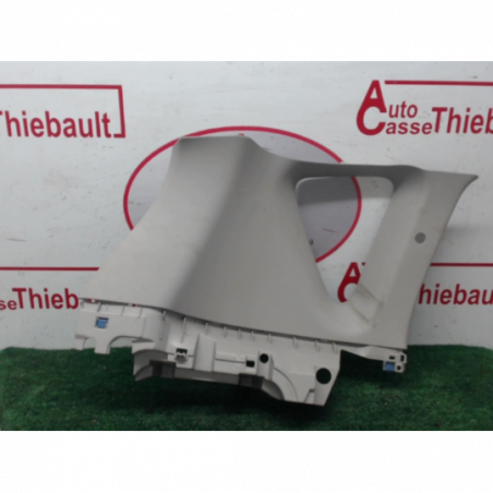 Garniture laterale arriere gauche RENAULT  d’occasion
