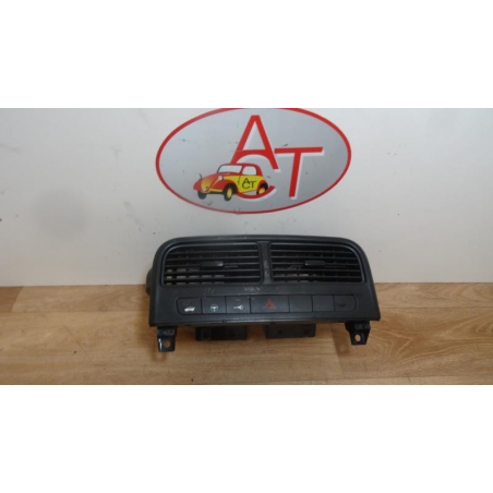 Aerateur tableau de bord central FIAT PUNTO GD 1.2 d’occasion