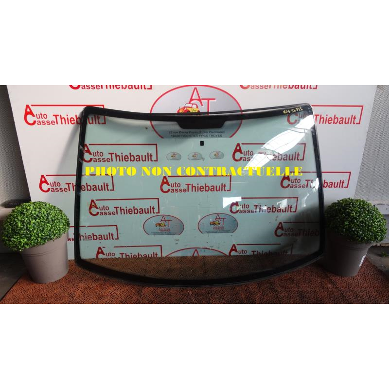 Pare brise VOLVO S80 I PHASE 1 d’occasion