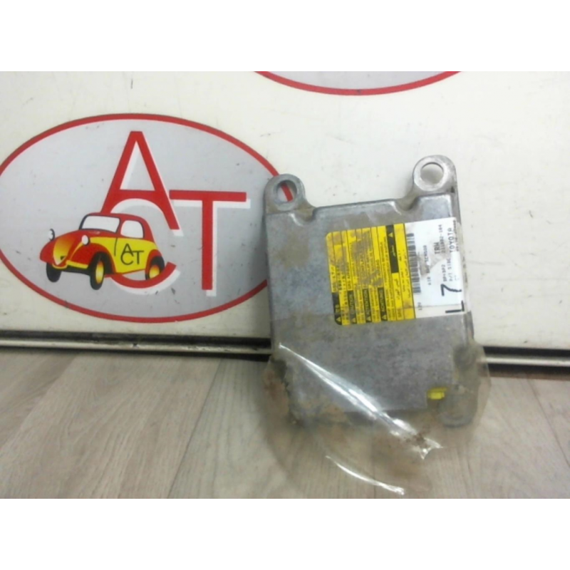 Boitier air bag TOYOTA COROLLA VERSO II PHASE 1 d’occasion