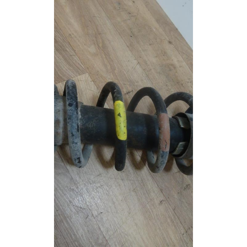 Amortisseur arriere droit TOYOTA COROLLA VERSO II PHASE 1 d’occasion