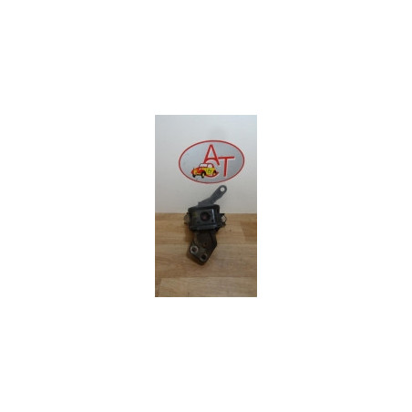 Support moteur droit TOYOTA COROLLA VERSO II PHASE 1 d’occasion