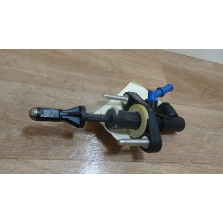 Emetteur TOYOTA YARIS II PHASE 1 d’occasion