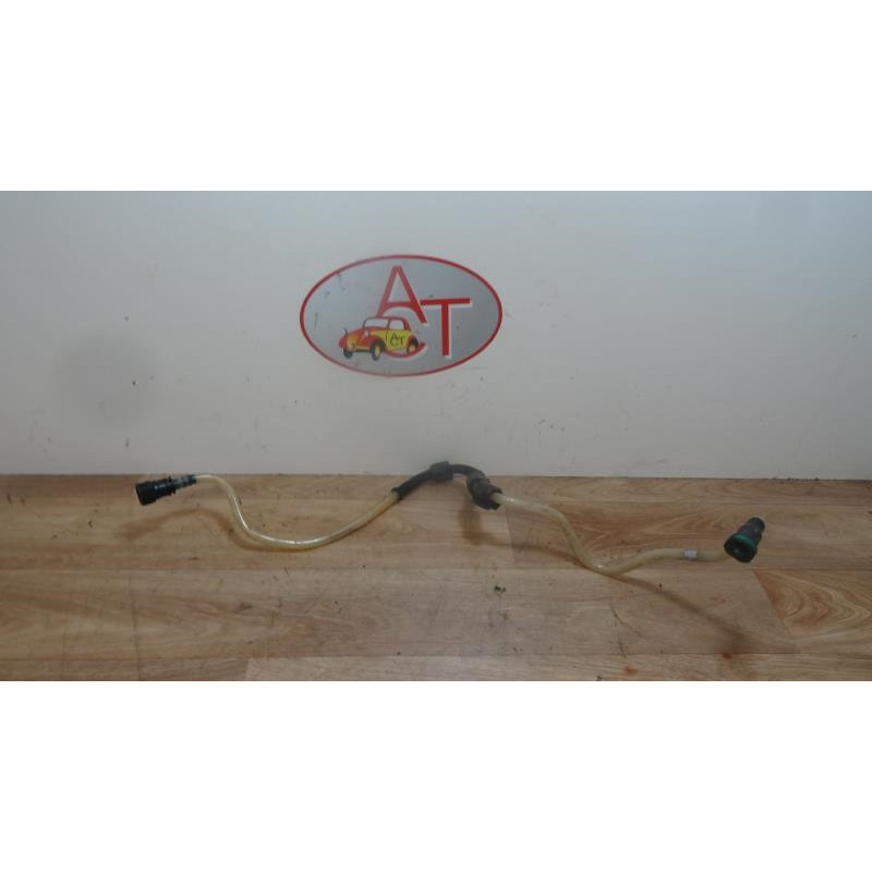 Tuyau de carburant RENAULT CLIO IV d’occasion