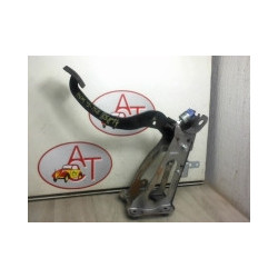 Pedalier de frein TOYOTA HI-ACE d’occasion