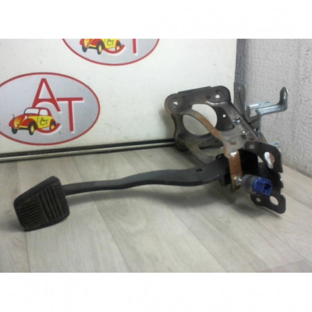 Pedalier de frein TOYOTA HI-ACE d’occasion