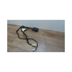 Attache ceinture avant droit TOYOTA  d’occasion