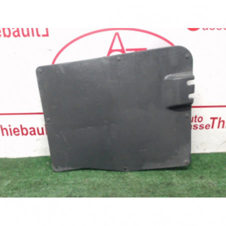 Garniture laterale arriere gauche CITROEN BERLINGO (M49/M59) FOURGON PHASE 1 d’occasion