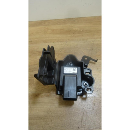 Relais de prechauffage PEUGEOT 208 1.6 HDI d’occasion