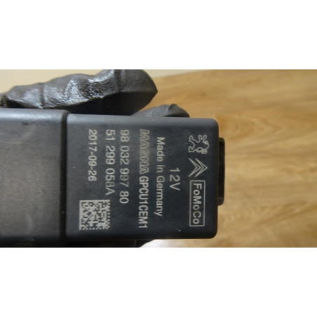Relais de prechauffage PEUGEOT 208 1.6 HDI d’occasion