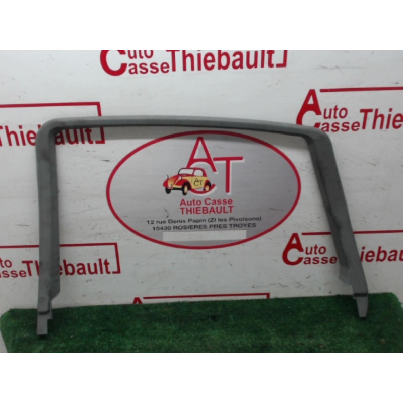 Garniture laterale arriere droite MERCEDES CLASSE R (251) PHASE 1 d’occasion