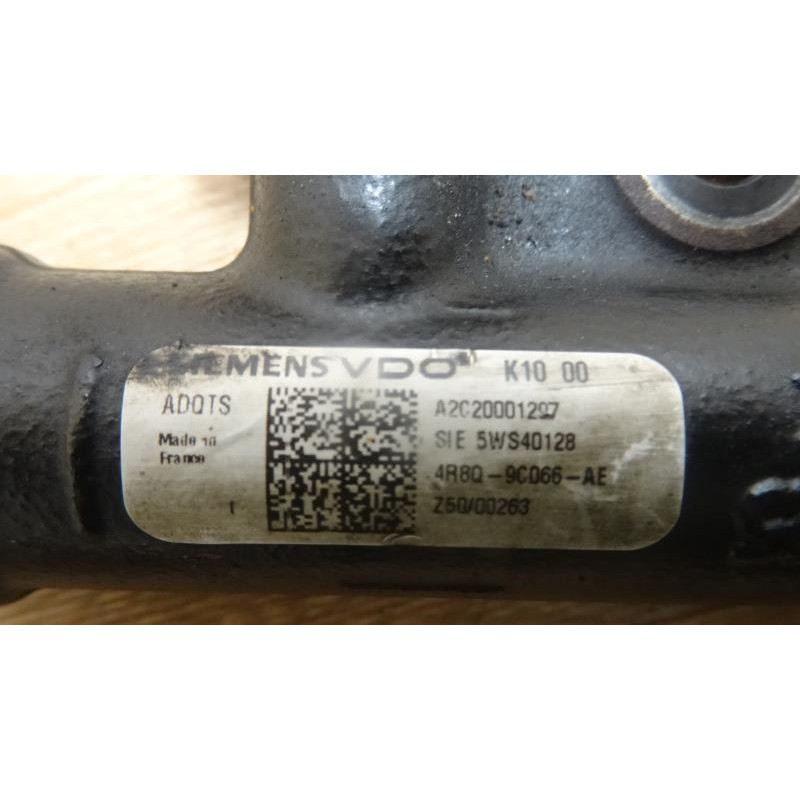 Rampe injection PEUGEOT 407 PHASE 2 d’occasion