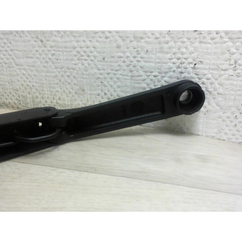 Bras essuie glace avant HYUNDAI SANTA FE I PHASE 1 d’occasion
