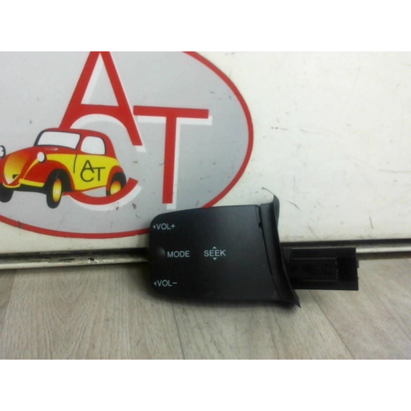 Commande autoradio FORD C-MAX d’occasion