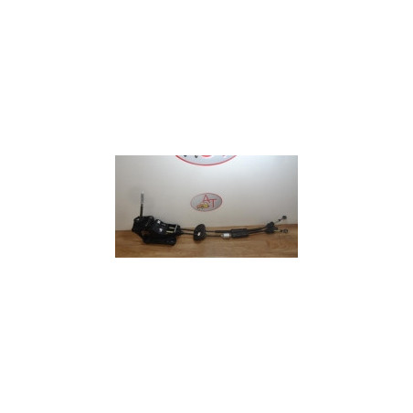 Cable levier de vitesses PEUGEOT 208 1.6 HDI d’occasion