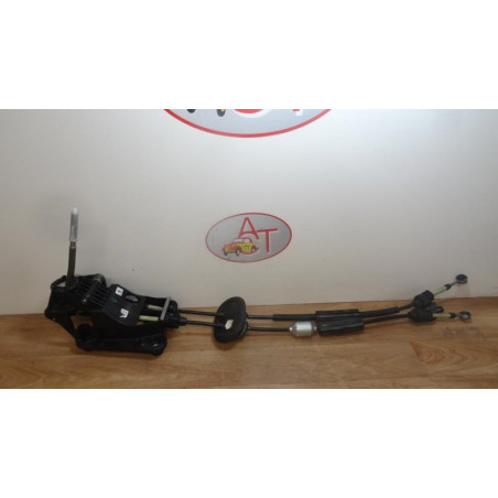 Cable levier de vitesses PEUGEOT 208 1.6 HDI d’occasion