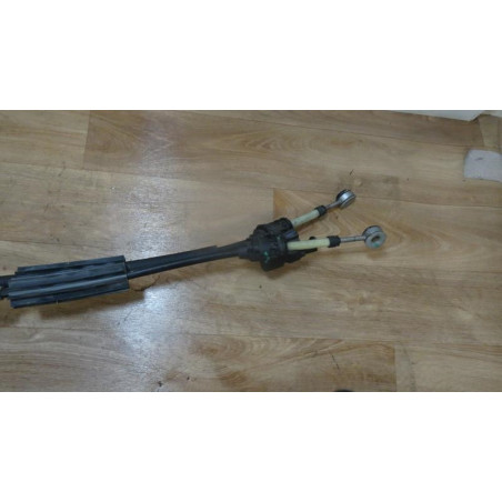 Cable levier de vitesses PEUGEOT 208 1.6 HDI d’occasion