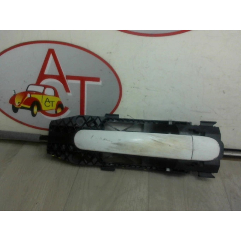Poignee porte arriere gauche VOLKSWAGEN POLO V (6R/6C) PHASE 1 d’occasion