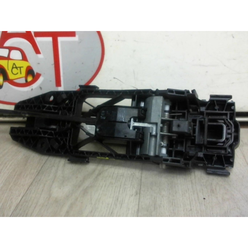 Poignee porte arriere gauche VOLKSWAGEN POLO V (6R/6C) PHASE 1 d’occasion