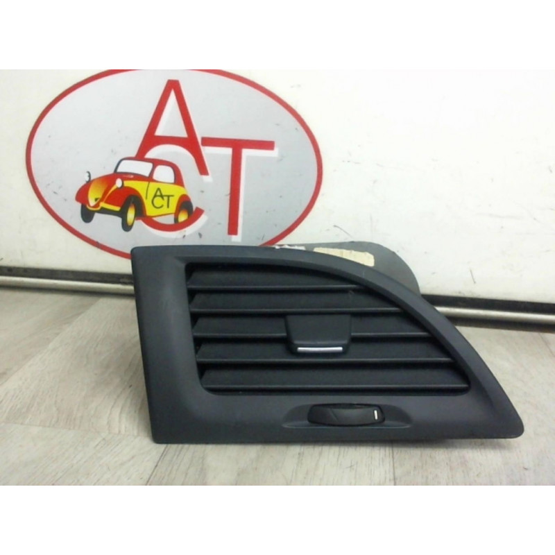 Aerateur tableau de bord avant gauche RENAULT MEGANE III COUPE PHASE 1 d’occasion