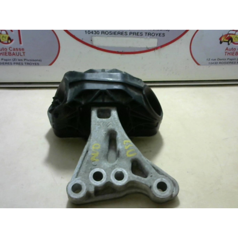 Support moteur droit CITROEN  d’occasion