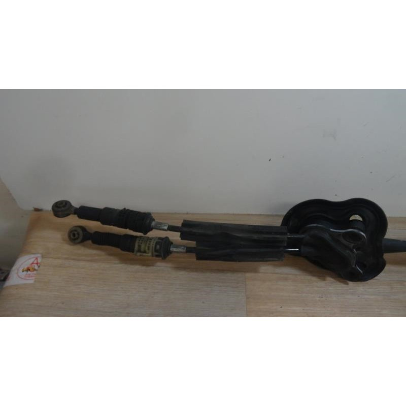 Cable levier de vitesses RENAULT MEGANE III COUPE PHASE 1 d’occasion